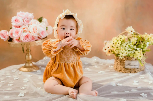 保定11个月宝宝会什么